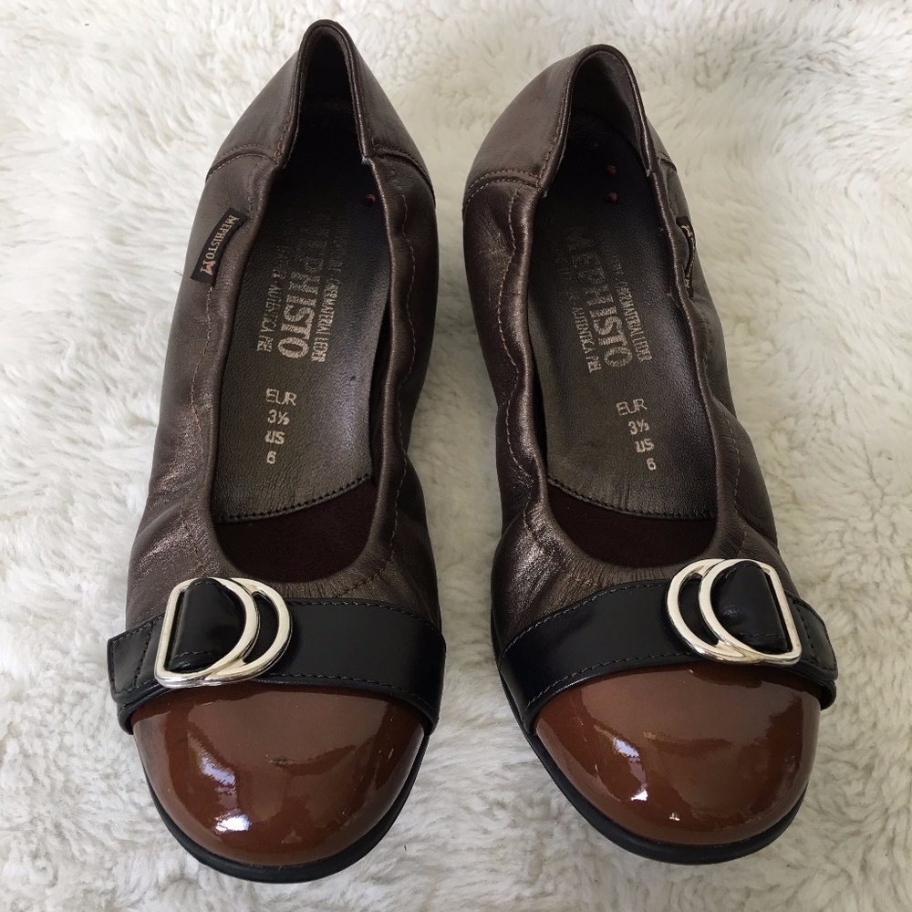 Mephisto Brown Patent Leather Flats Size 6